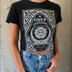 Obey tee
